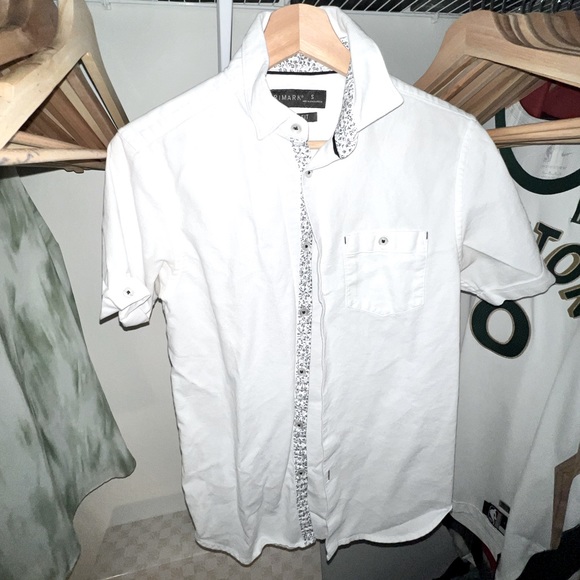White collared button up with floral seams - Picture 1 of 1
